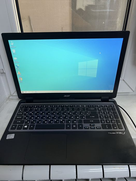 Продается ноутбук ультрабук Acer core i3