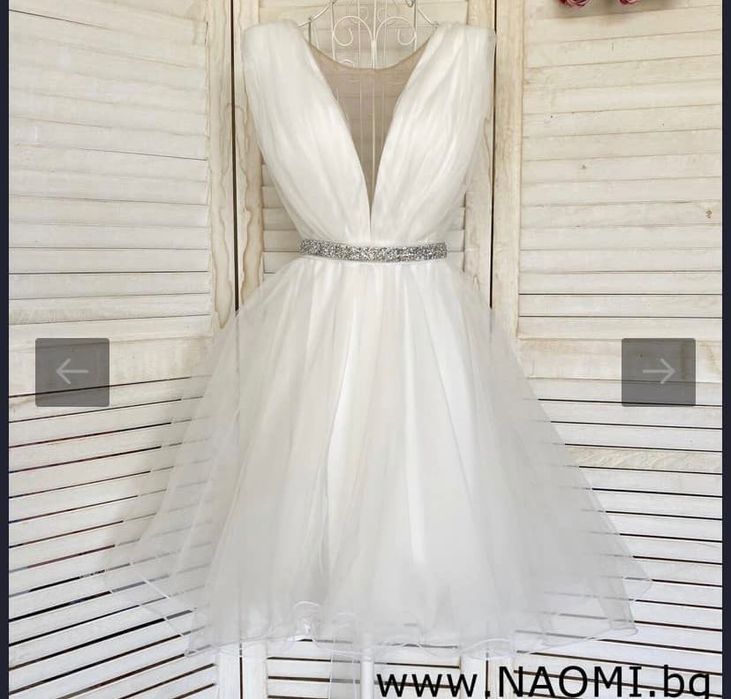 Бяла рокля с тюл ХС