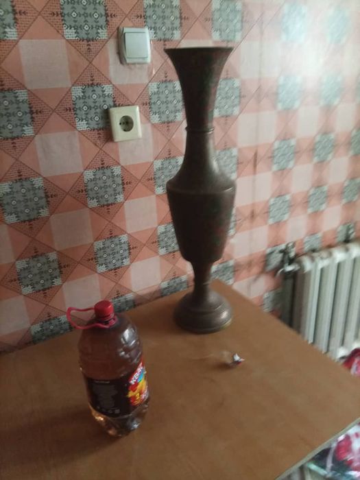 Вазы, вентилятор, обогреватель