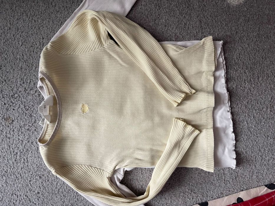 Дрехи за момиче от HM 110/116