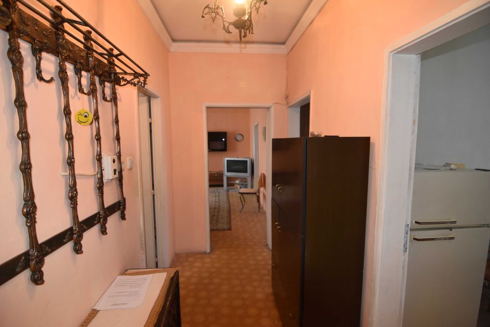 Продава се Тристаен апартамент в Пловдив, Каменица 2 - 68 кв.м за 1839 €/кв.м - Снимка #3