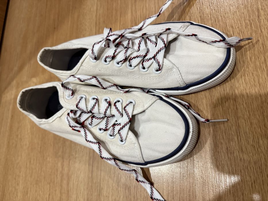 Обувки /може и поотделно/