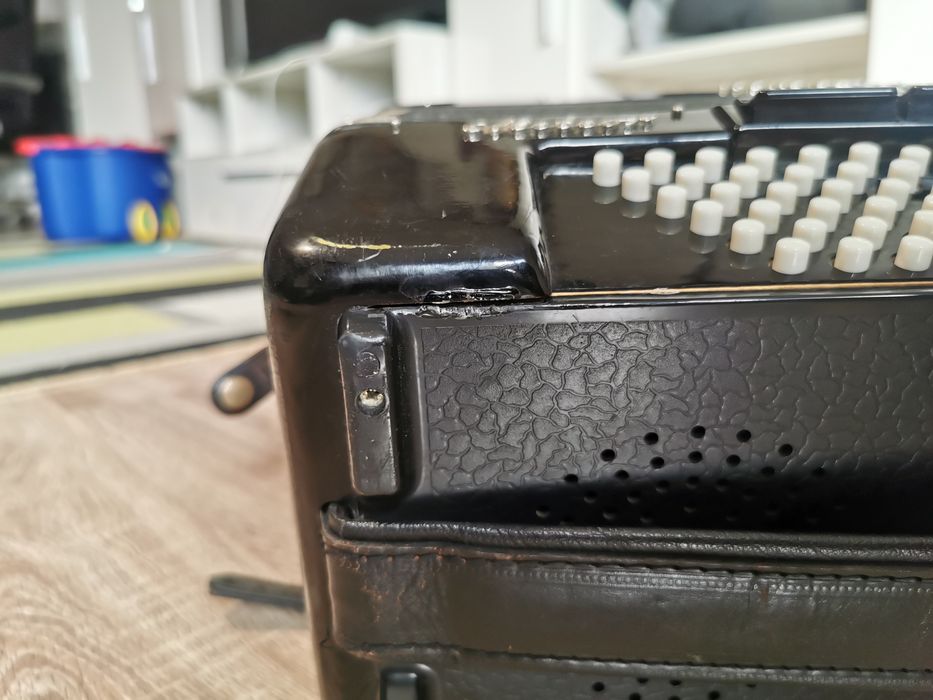 Acordeon Weltmeister 120 basi