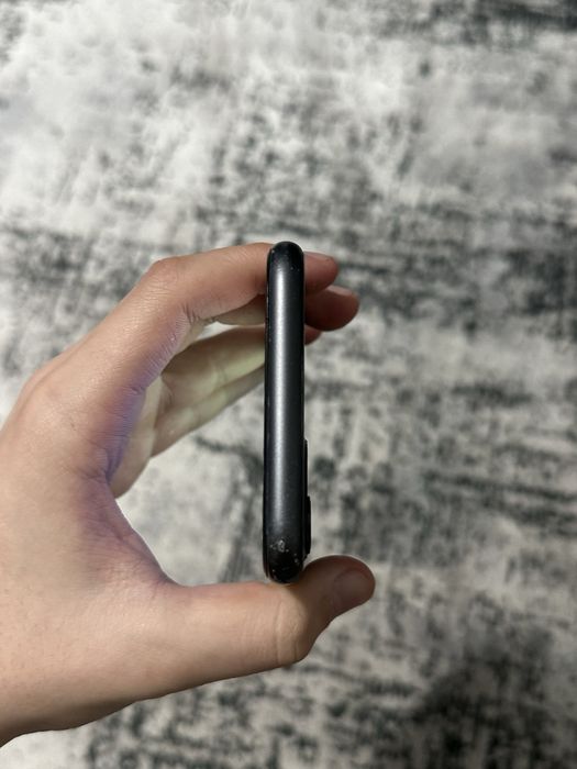 iPhone 11 Black 64GB