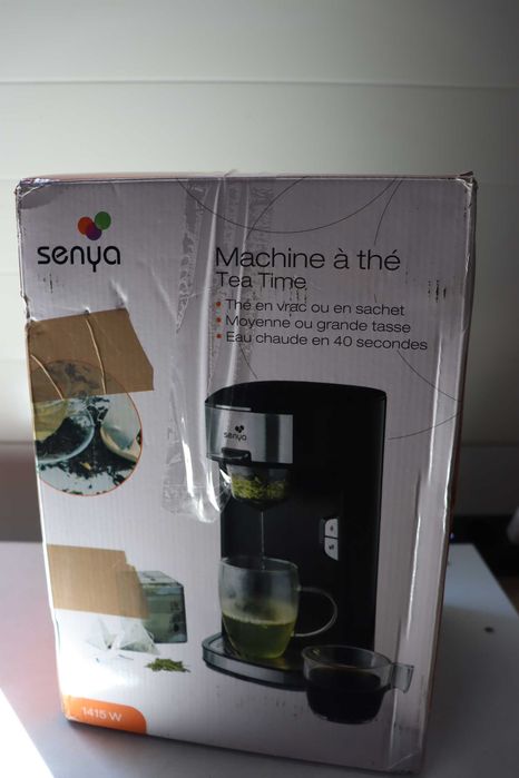 SENYA Tea Time SYBF-CM013N Електрически чайник за насипни листа или пакетче чай с подвижен инфузер 1415W, черен