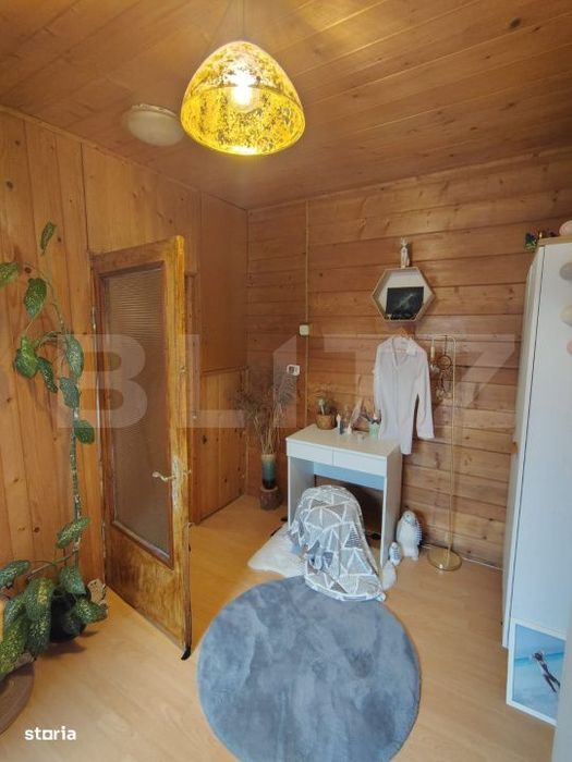 Casa zona ultracentrala, curte comuna, 50 mp, cu loc de parcare
