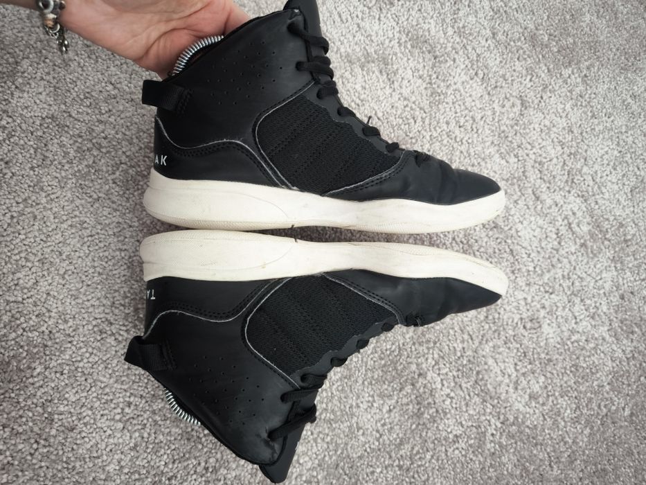 Sneakers baschet Tarmak 37