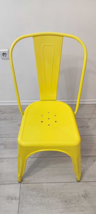 Метален стол жълт и черен