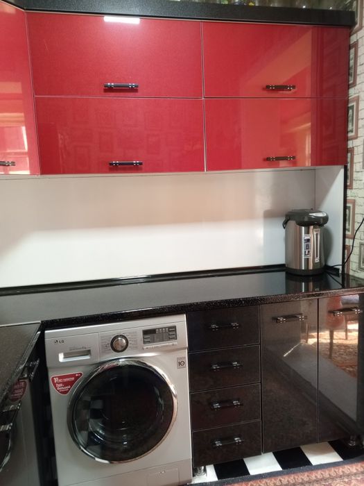 Продается кухонный гарнитур