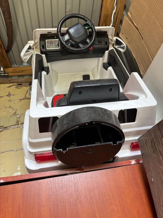 Продам машинку электро