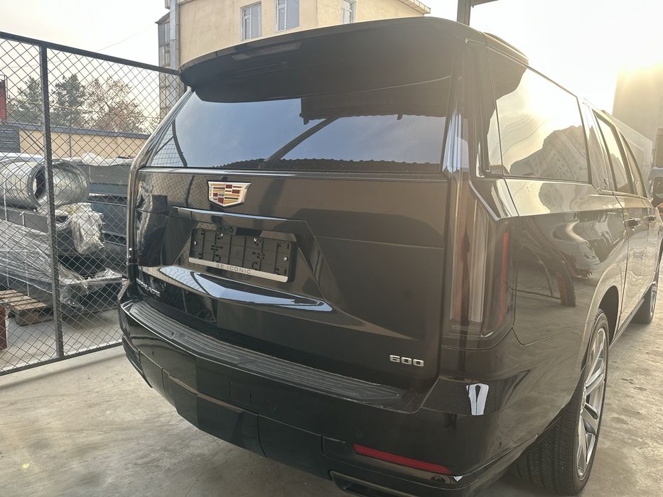 Cadillac Escalade  VIP Long 2026