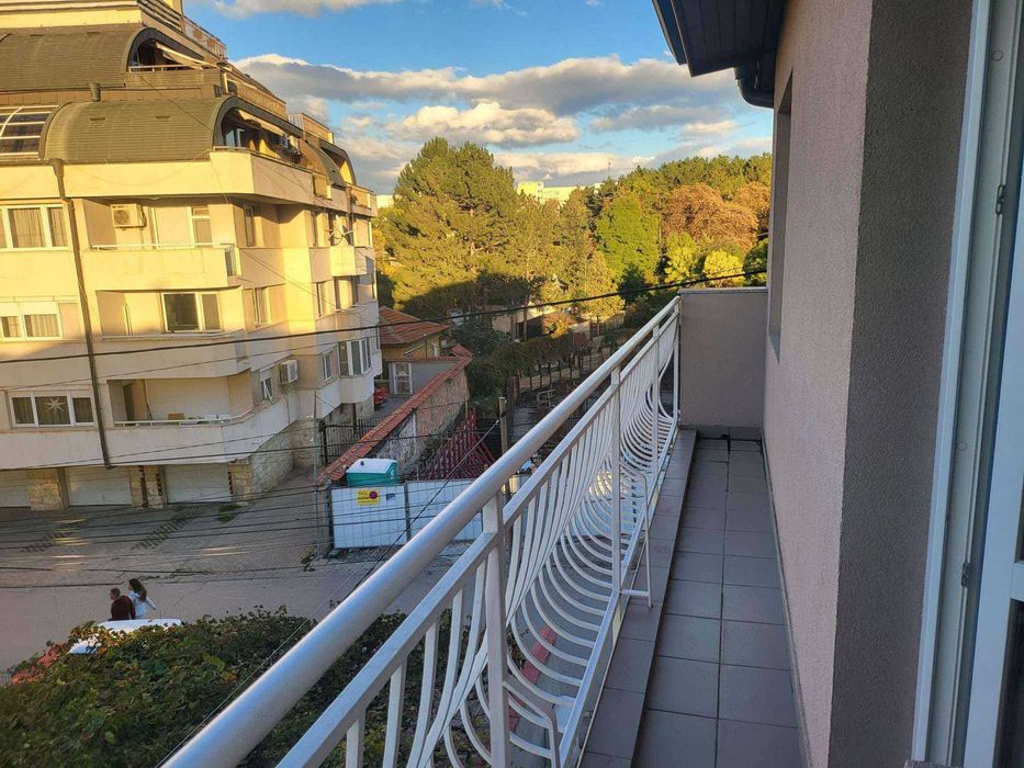 Дава се под наем Тристаен апартамент в София, Витоша - 90 кв.м за 700 € - Снимка #6