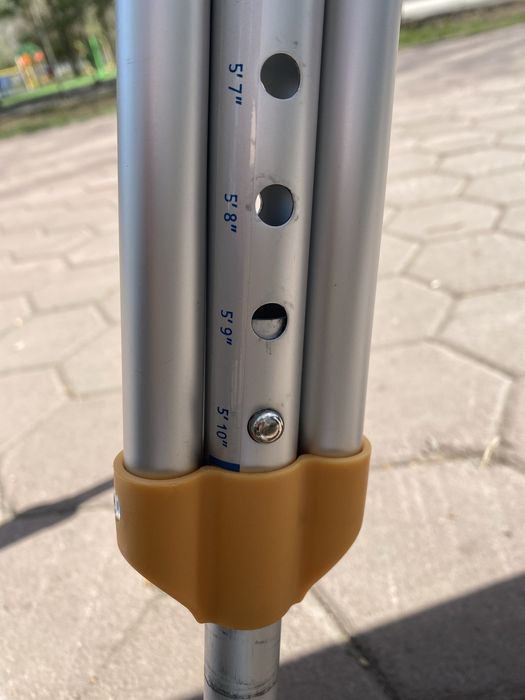 Отдам даром костыли