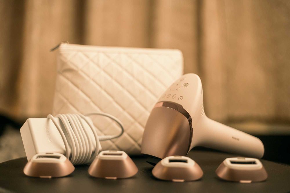 Фотоепилатор PHILIPS SERIES 9900 LUMEA