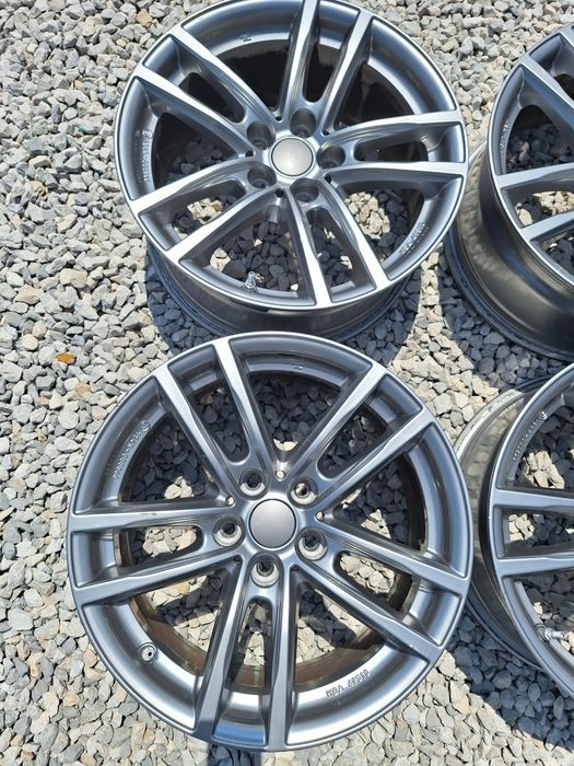 5x112.17цола 7.5j ET27. UNIWHEELS