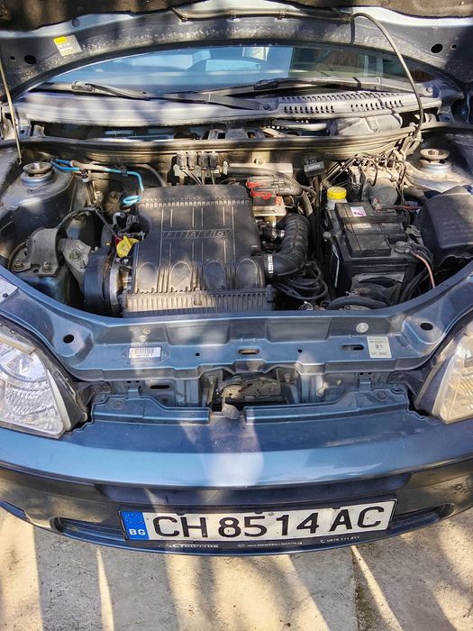 продавам фият пунто 2004 г газ бензин  1.2 80кс 16в