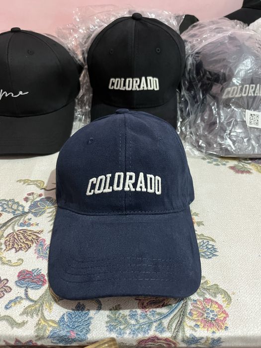Кепка с надписем колорадо
