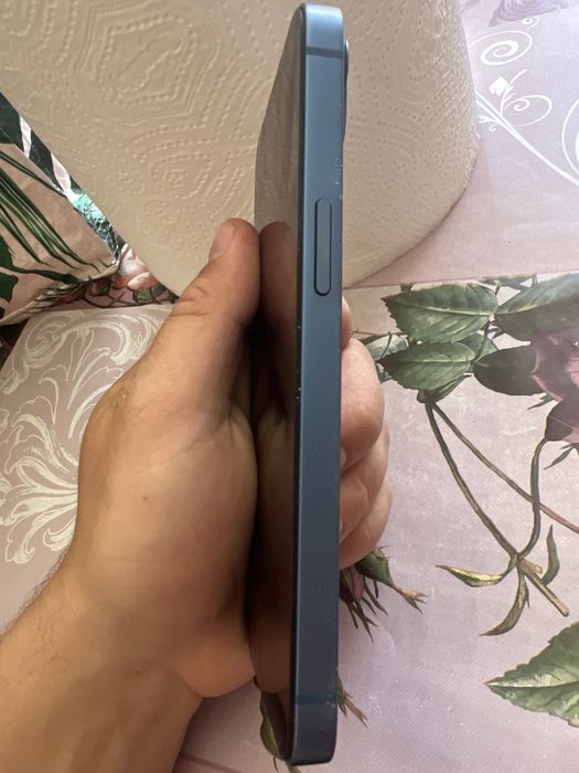 iphone 13 albastru