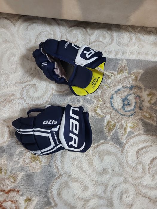 Продаётся хоккейная форма