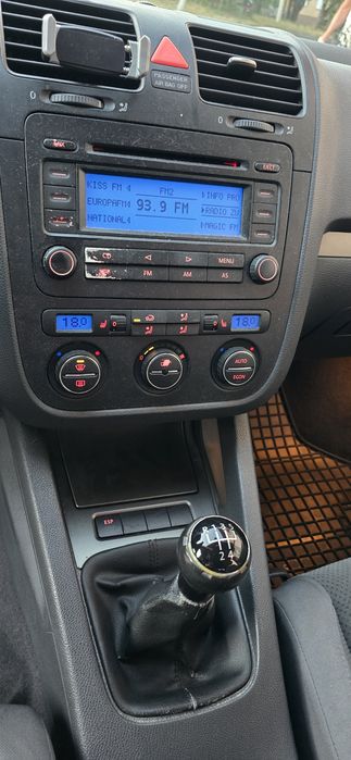 VOLKSWAGEN Golf 2005 — imagine 4
