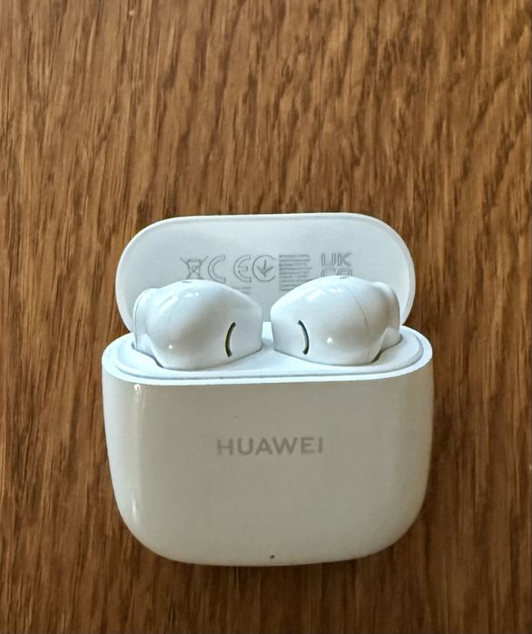 Huawei freebuds три модела