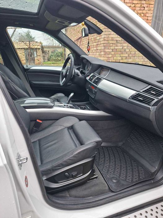 BMW Х5 3.0D X-Drive M pack - 300 Нр  6+1 места