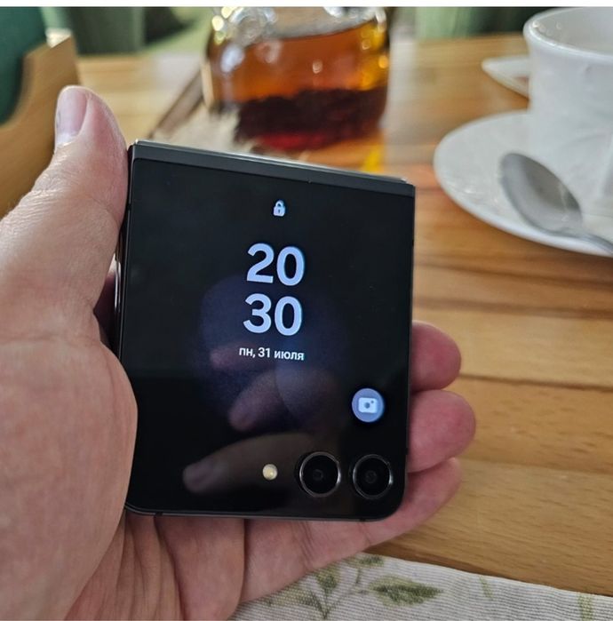Samsung z flip 5