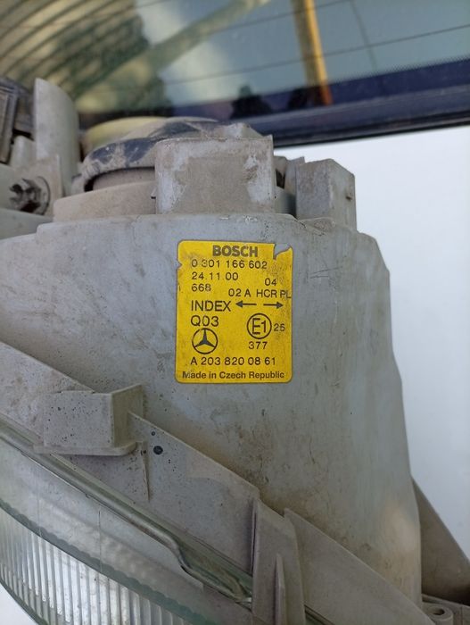 Продам фары от Мерседеса C-класса 2006года