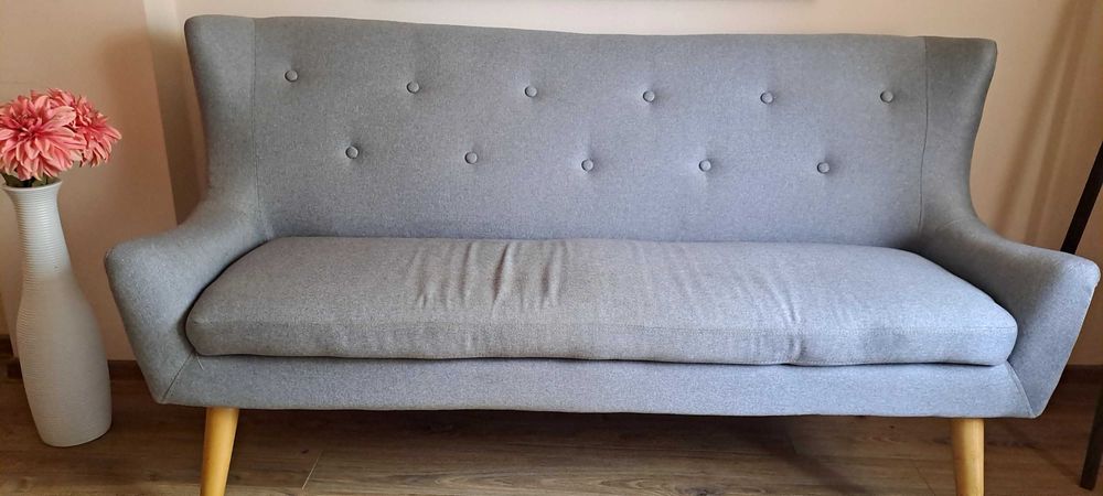 Диван SVELVIK 2-местен сив текстил