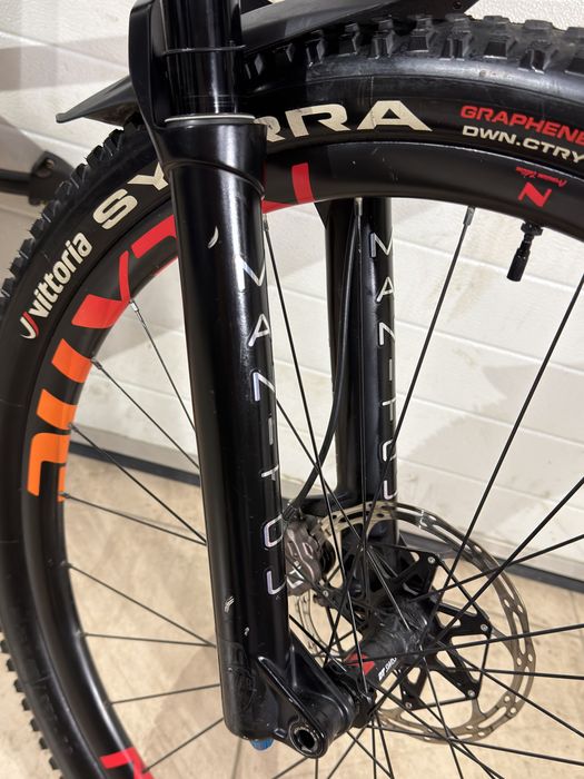 Vand Mondraker Foxy R 2022