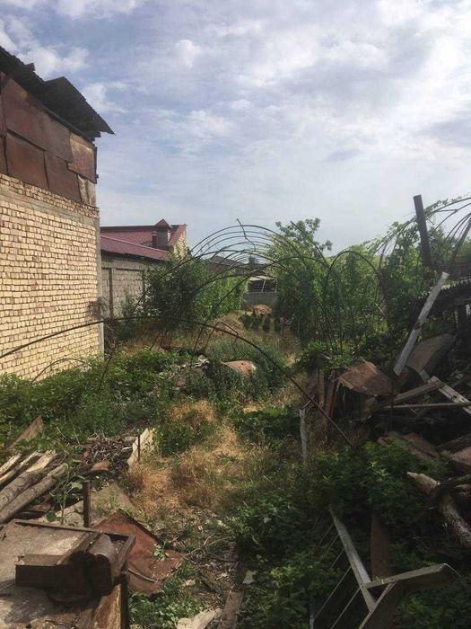 Uchastka sotiladi Yunus Obodda