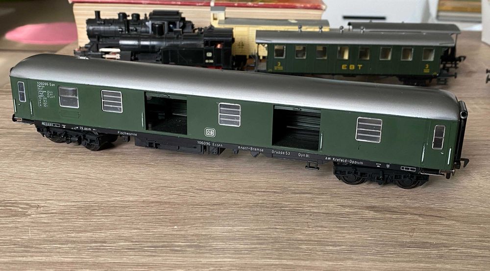 Vagon bagaje pentru tren expres DB Fleischmann H0 1504 H0 germania
