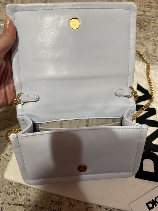 Оригинална чанта DKNY ест кожа