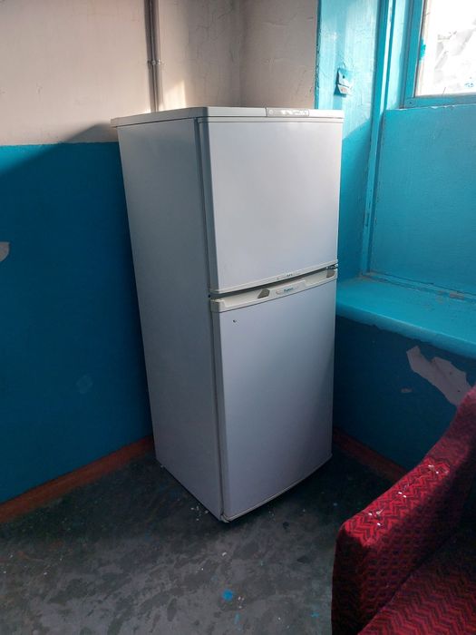 Продам холодильник б/у