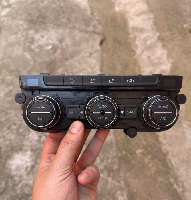 Panou clima Volkswagen Golf / Passat ORIGINAL