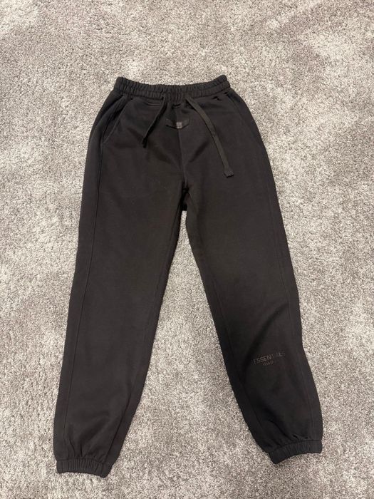 Vand pantaloni Essentials S