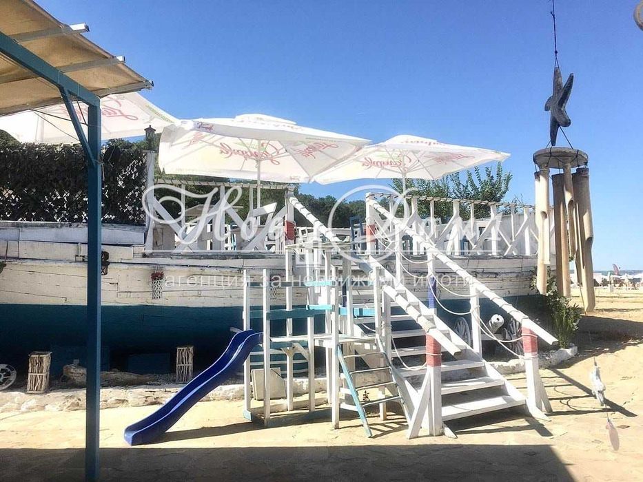 Дава се под наем Заведение в к.к. Златни пясъци - 450 кв.м за 1326 € - Снимка #3