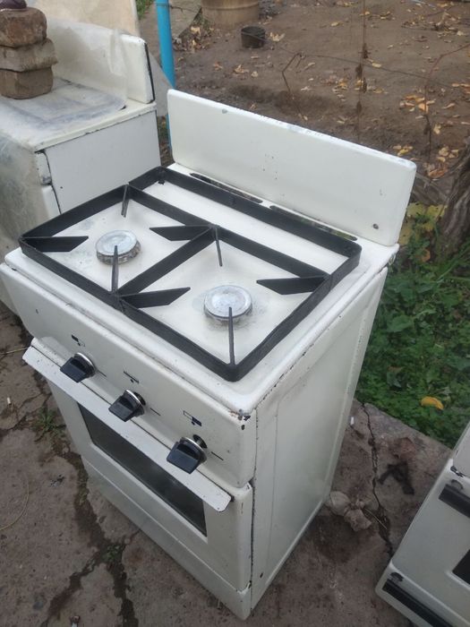 Газовая плита в рабочем состоянии