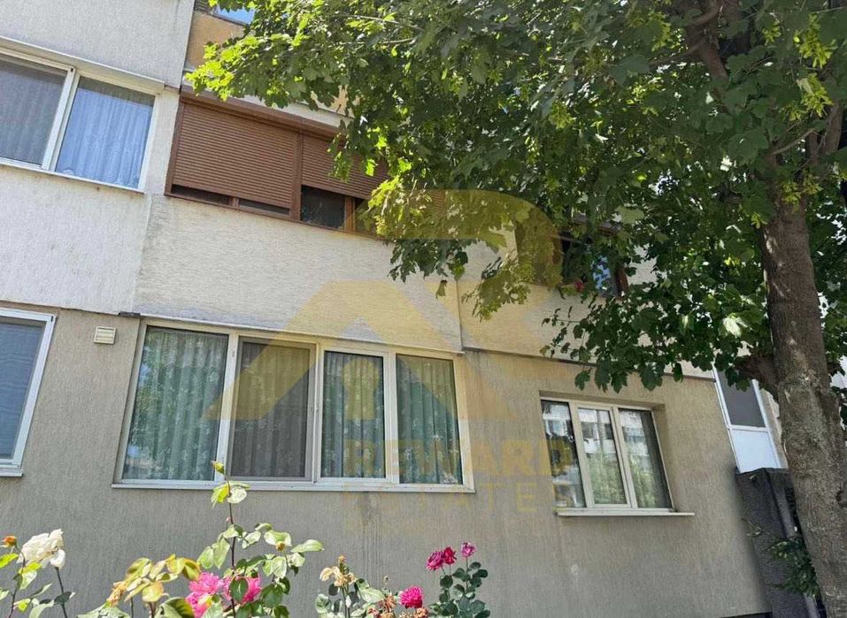 Продава се Двустаен апартамент в София, Център - 65 кв.м за 2154 €/кв.м - Снимка #12
