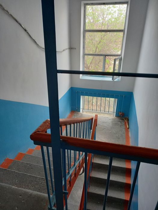 Продам 2х комнатную кв на 5 этаже