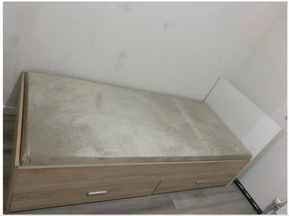 Продам кровать 90*200