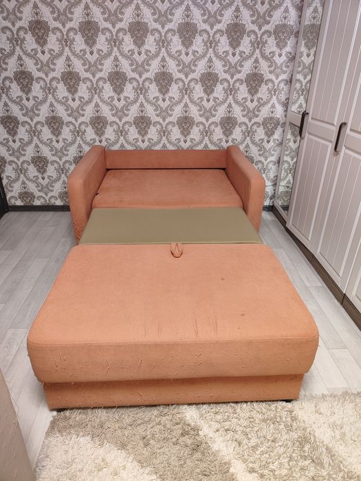 Продам детский диван недорого