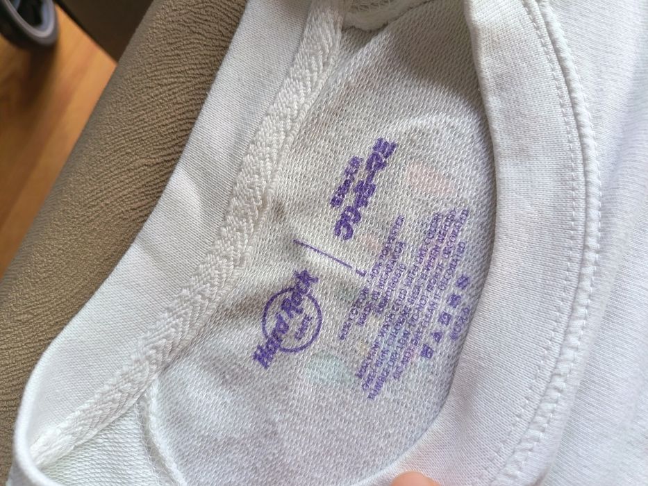 Vând bluza originala Hard Rock