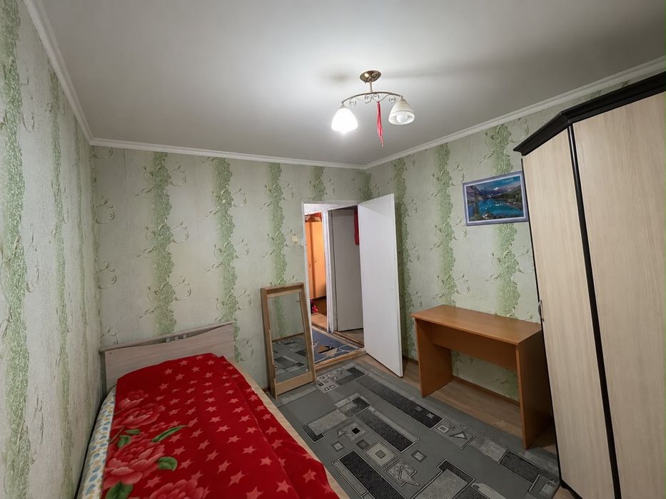 Продается 4 комнатная квартира