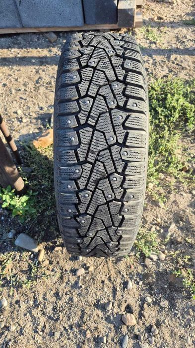Зимние шины Pirelli с дисками R14