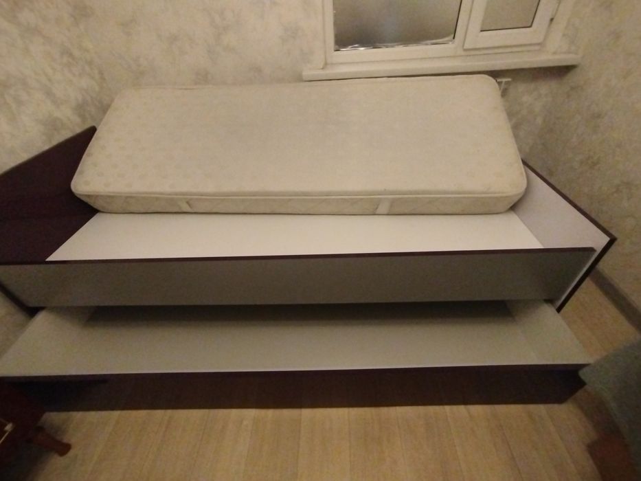 Кравать срочно продаю