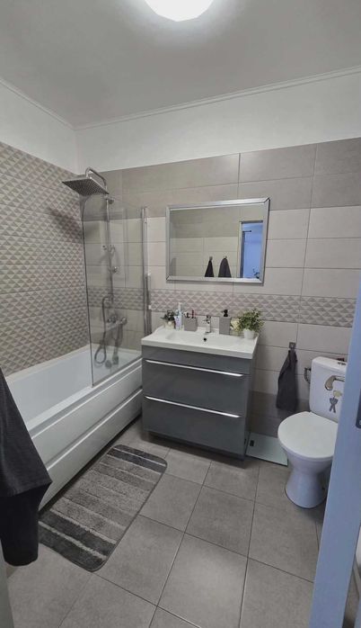 PF vând apartament 3 camere, 59 mp + terasă 8 mp, 2 parcări, mobilat/u