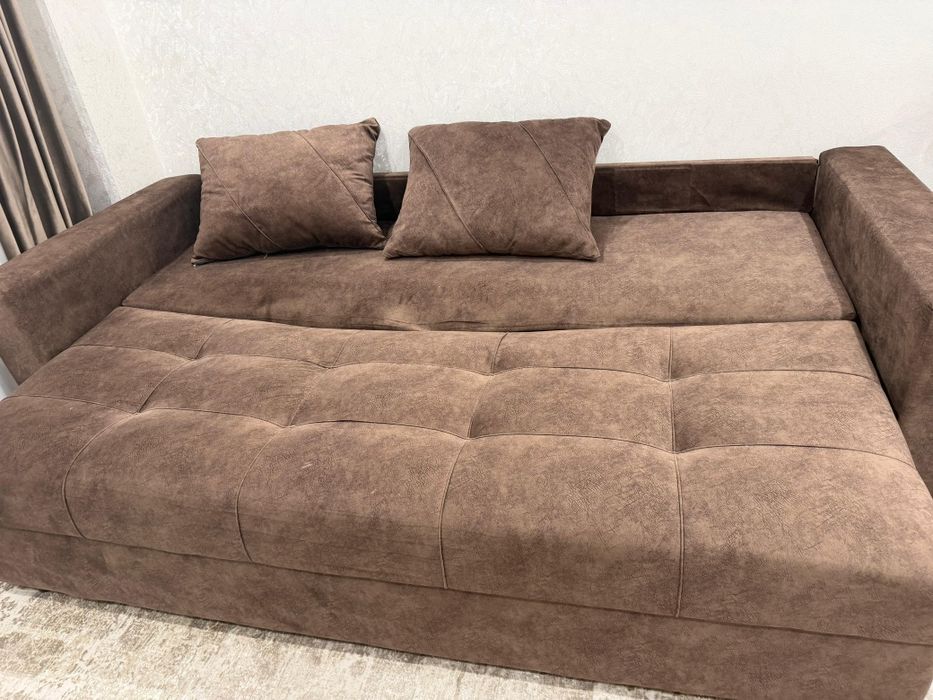 диван в гостинный