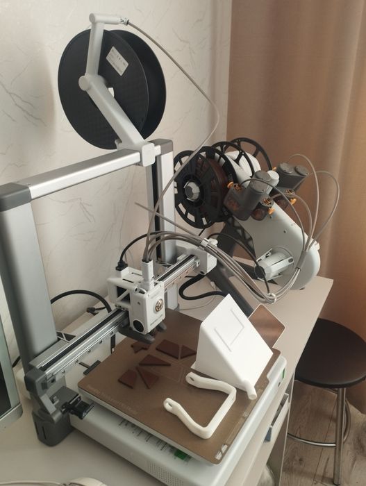 3 д принтер bambulab A1 AMS