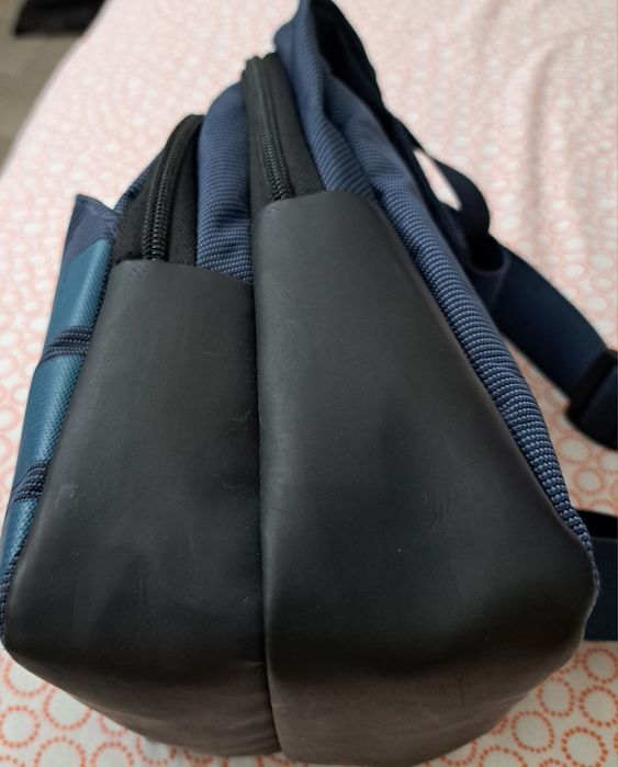 Мъжка чанта за през рамо